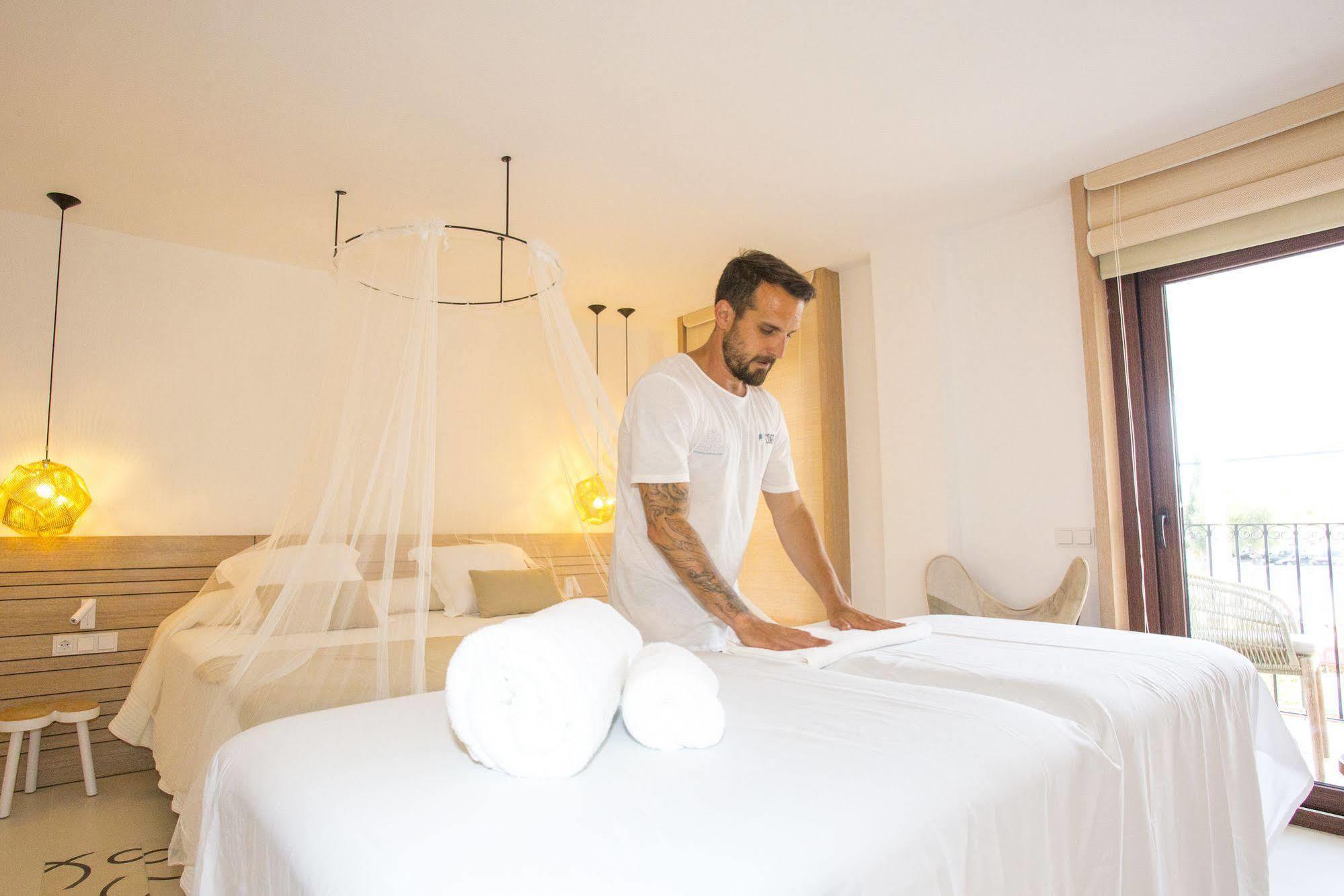 Gatzara Suites Santa Gertrudis Santa Gertrudis  Dış mekan fotoğraf
