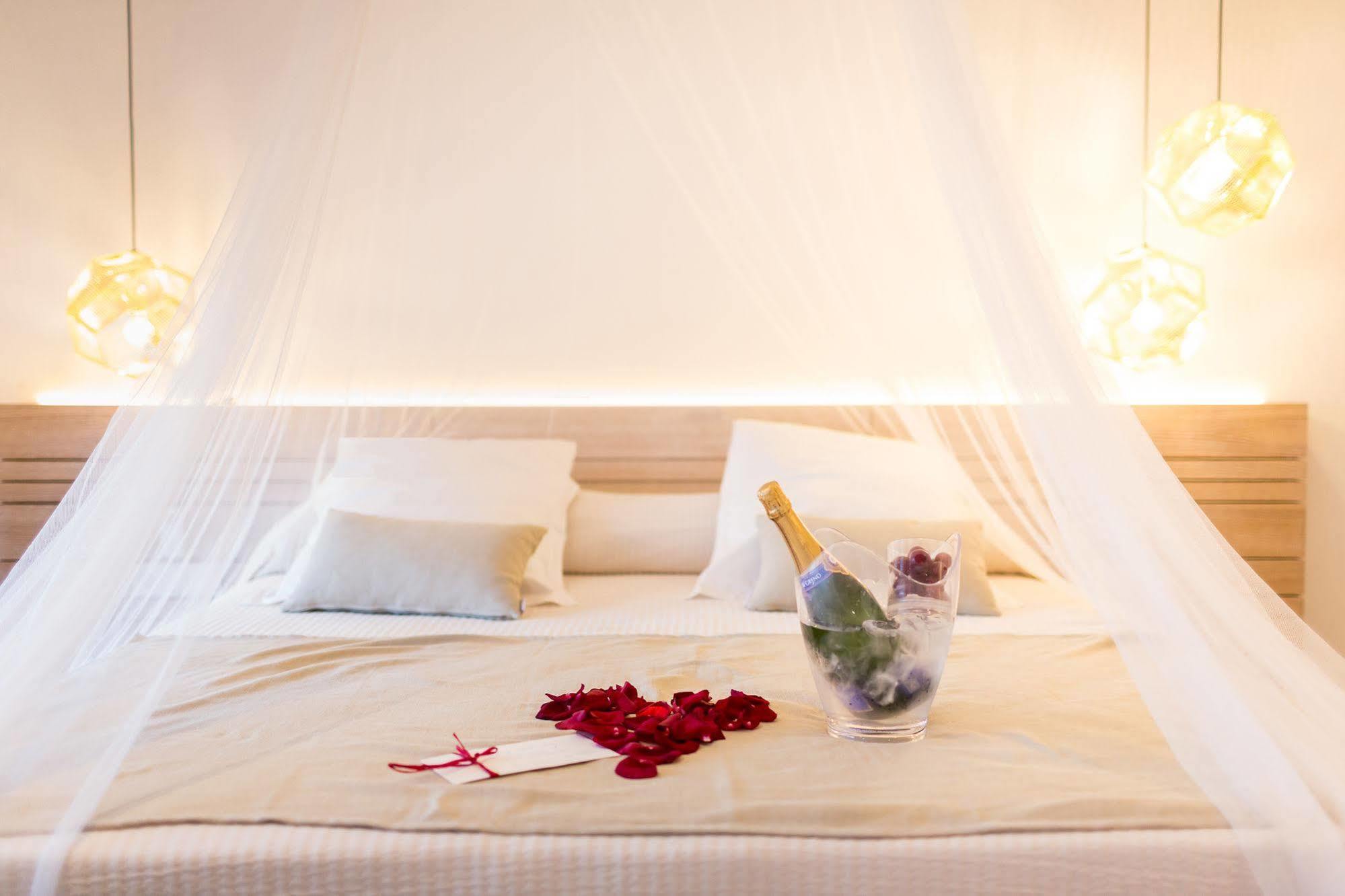 Gatzara Suites Santa Gertrudis Santa Gertrudis  Dış mekan fotoğraf
