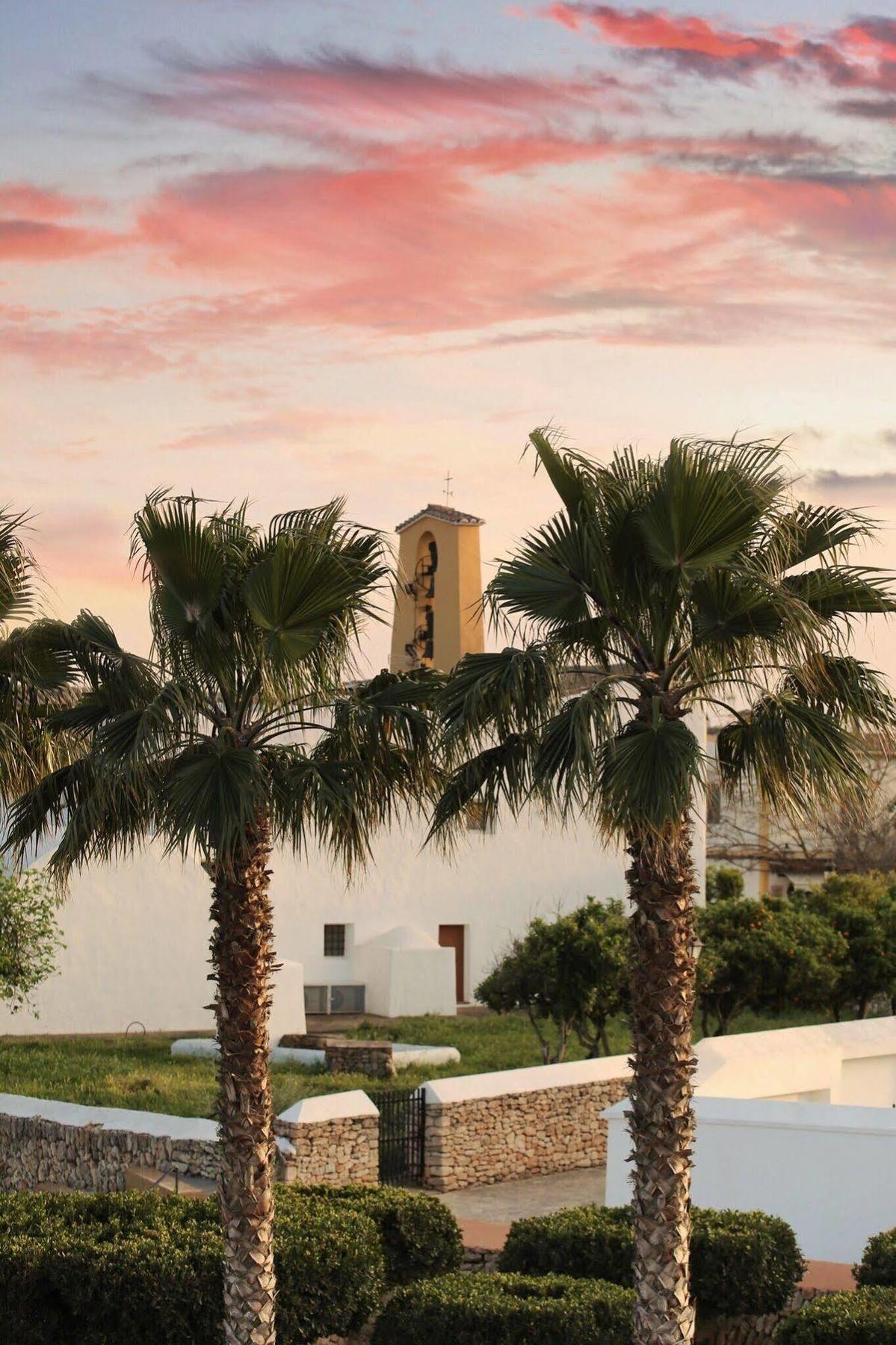 Gatzara Suites Santa Gertrudis Santa Gertrudis  Dış mekan fotoğraf