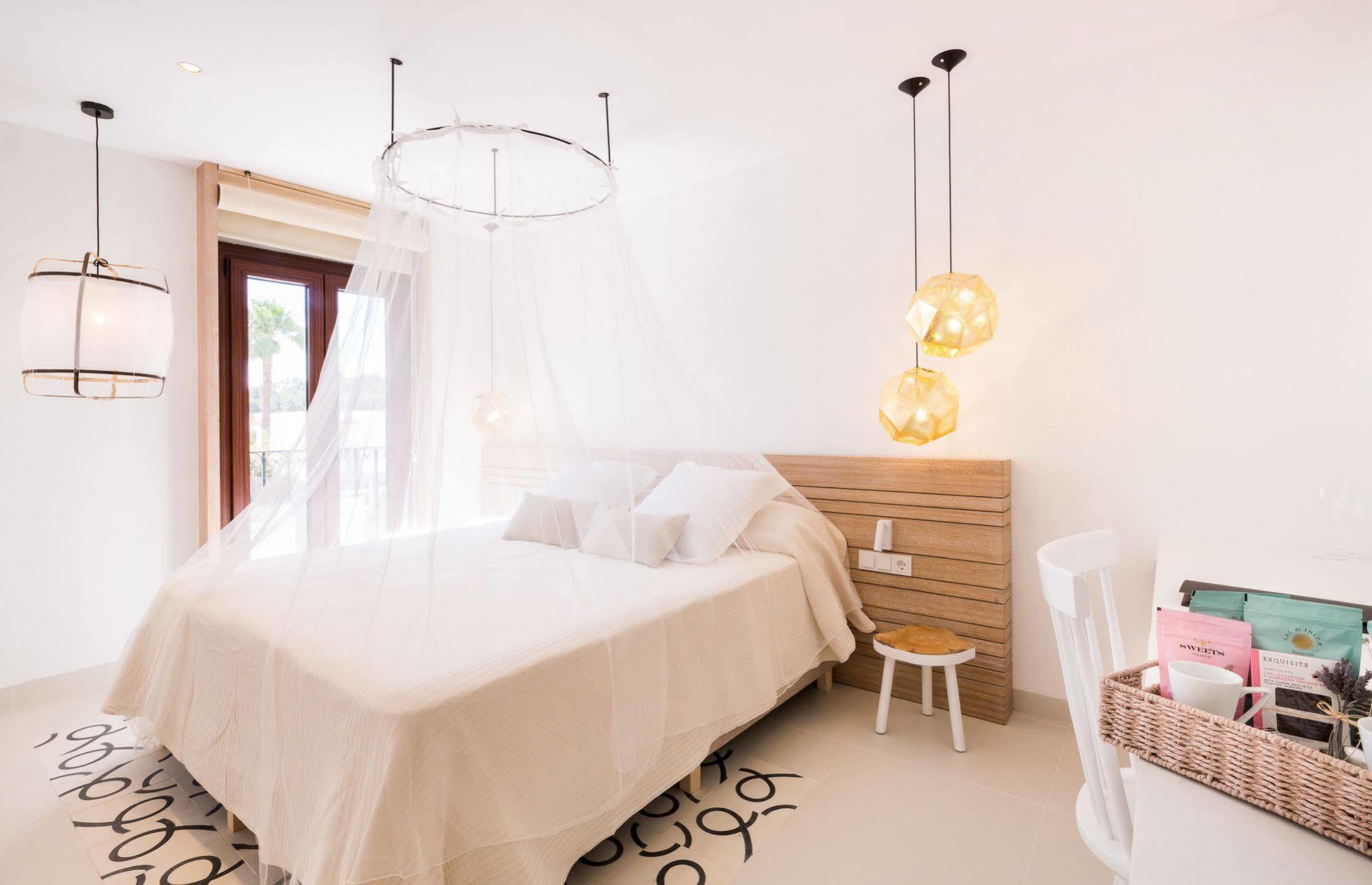 Gatzara Suites Santa Gertrudis Santa Gertrudis  Dış mekan fotoğraf